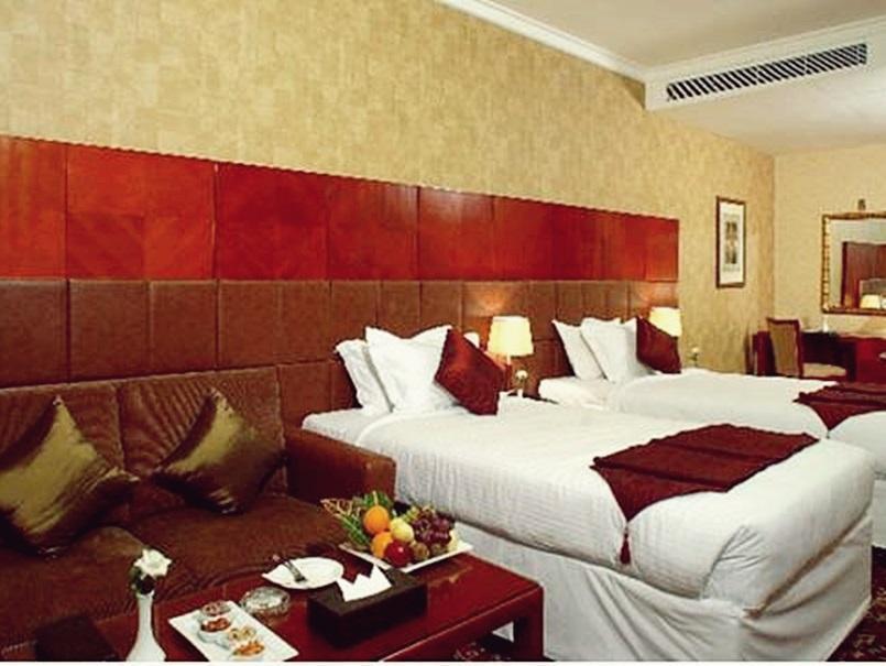 Hotel Shaza Regency Plaza Al Madinah Medina Exterior foto A room at the hotel