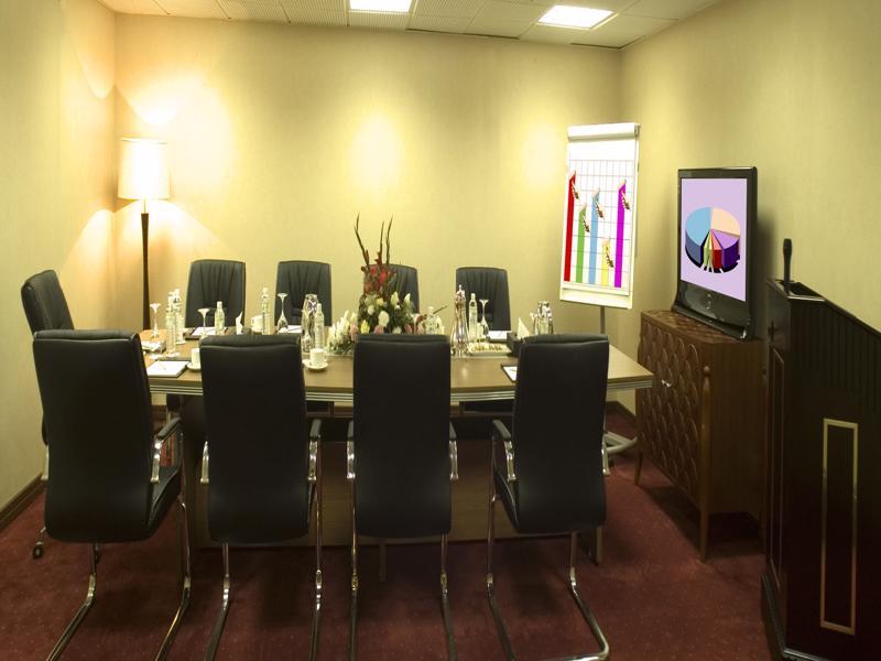Hotel Shaza Regency Plaza Al Madinah Medina Exterior foto A meeting room